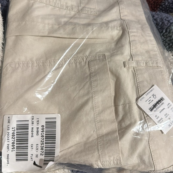 NWT J Crew Factory High Rise Patch Pocket Wide Leg Pant in Natural - Picture 6 of 6